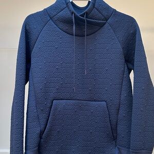 Athleta warm sweat shirt. Navy blue. EUC. Small